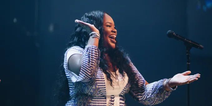 Tasha Cobbs Leonard